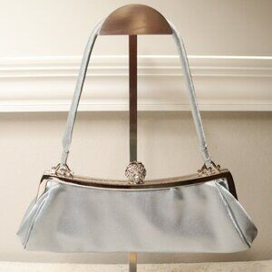 Vintage Silver Satin Evening Handbag with Rhinestone Magnetic Clasp – 1980s/1990